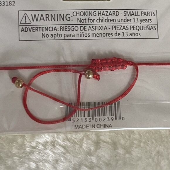 Red String “Love” Bracelet - Picture 3 of 3